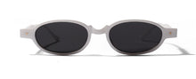 Load image into Gallery viewer, Peekaboo leopard retro rivet sunglasses
