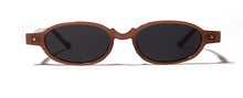 Load image into Gallery viewer, Peekaboo leopard retro rivet sunglasses